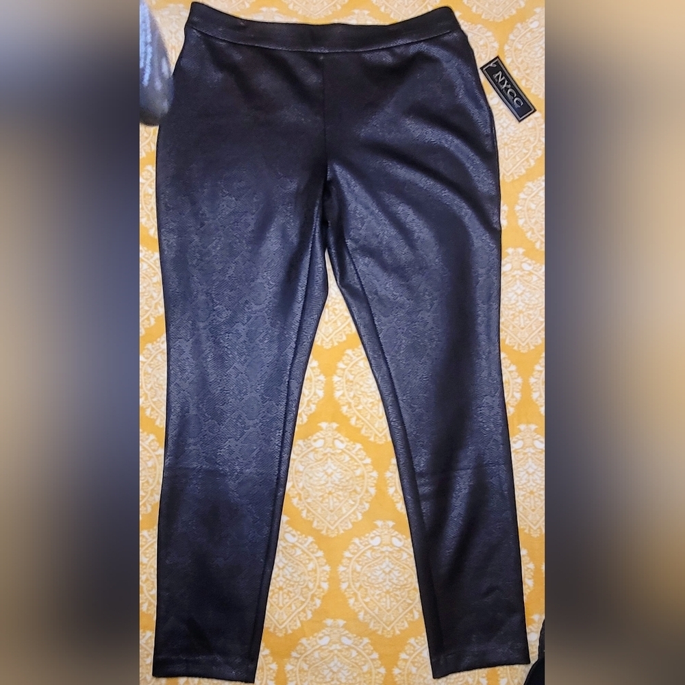 NYCC Black Textured Leggings Women’s Size L Faux Leather Look Stretch Pants...